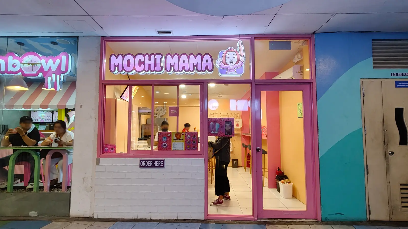 MOCHI MAMA in SM City North EDSA